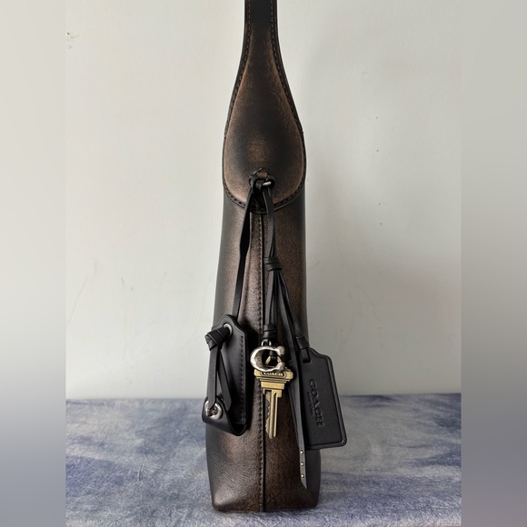 Coach Brooklyn 28 Loved Leather - Picture 3 of 15